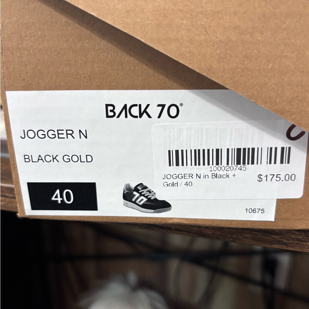 Back 70 Women's Black and Tan Athletic Shoes - Picture 3 of 3